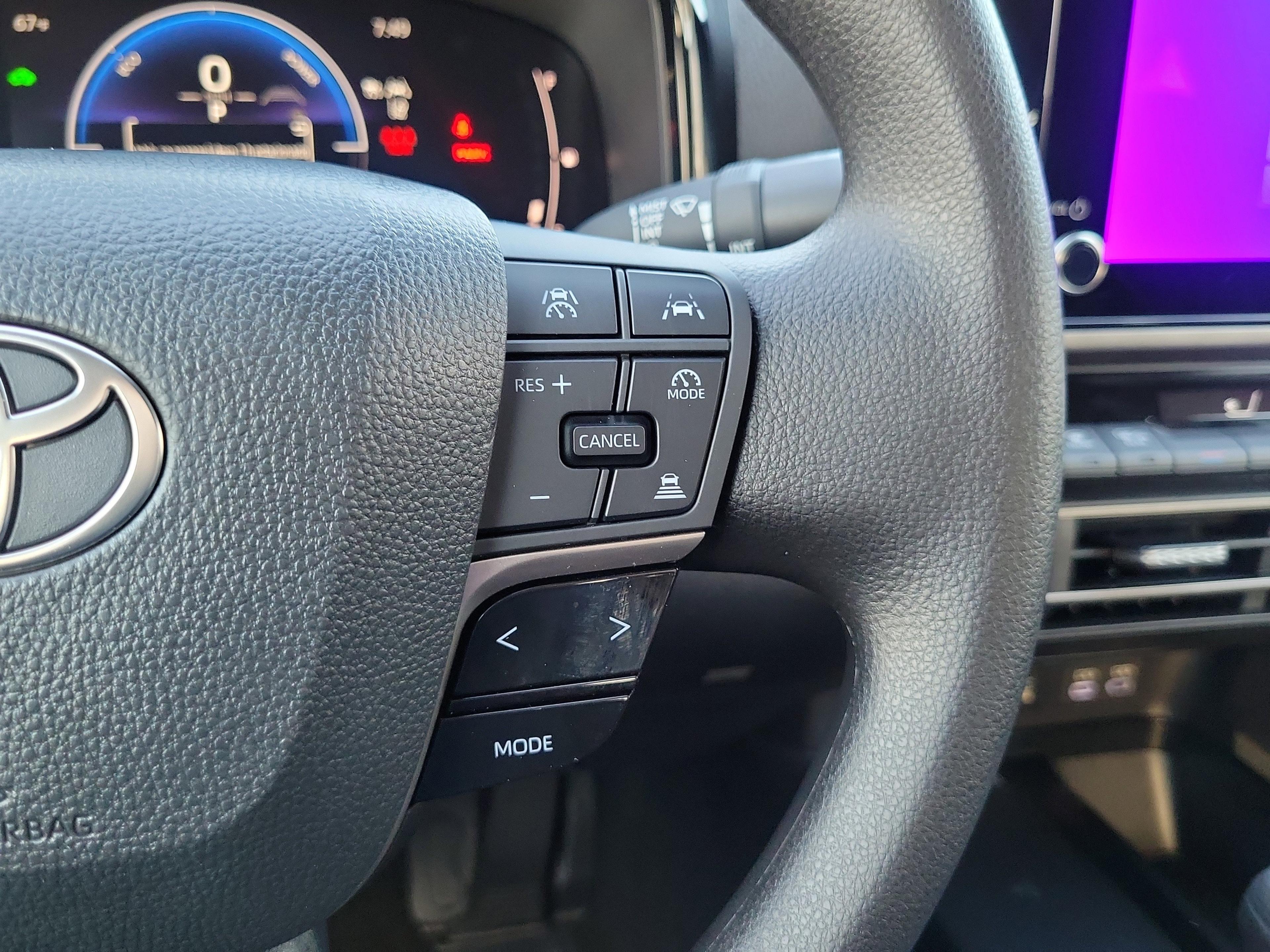 Toyota Camry Le Fwd - Thumbnail 17