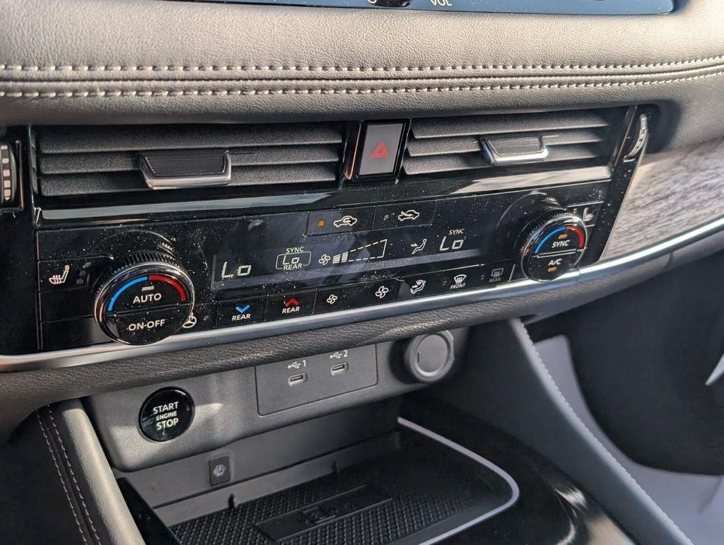 Nissan Rogue Platinum - Thumbnail 19