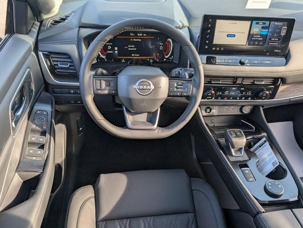 Nissan Rogue Platinum - Thumbnail 14