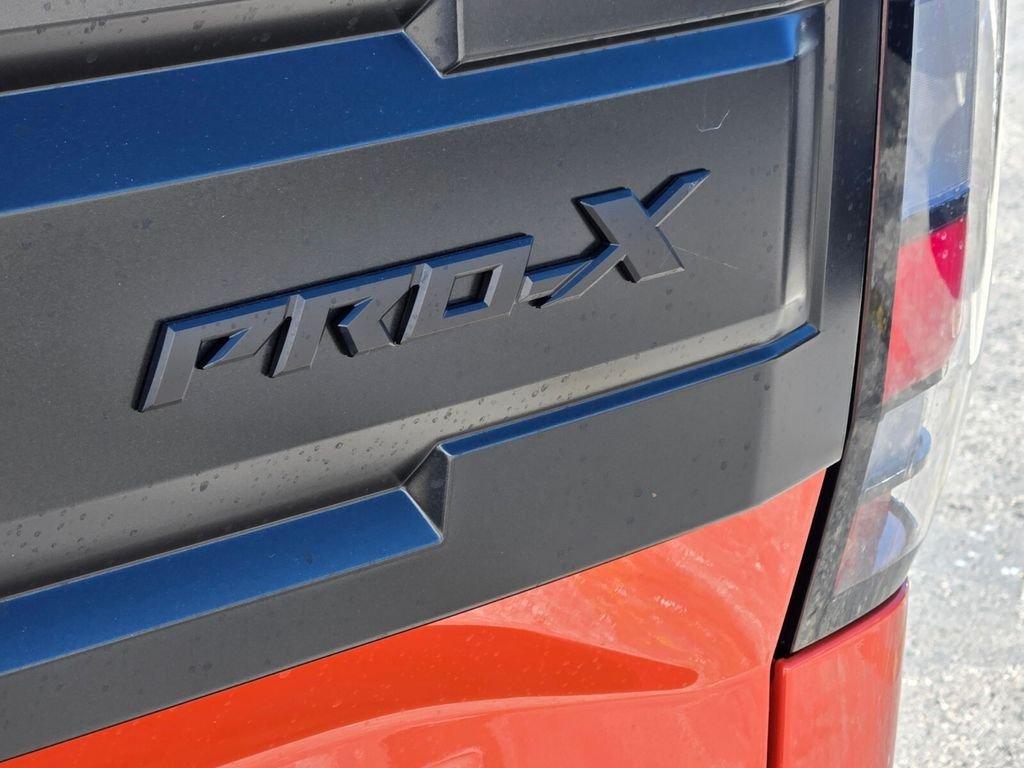 Nissan Frontier Crew Cab Pro-X® - Thumbnail 9