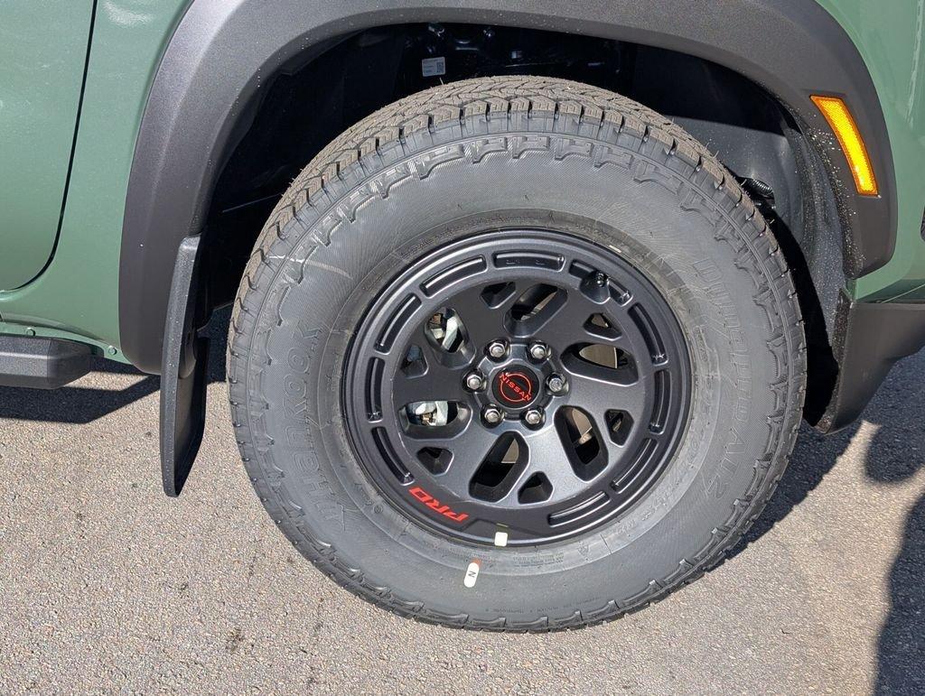 Nissan Frontier Crew Cab Pro-X® - Thumbnail 10