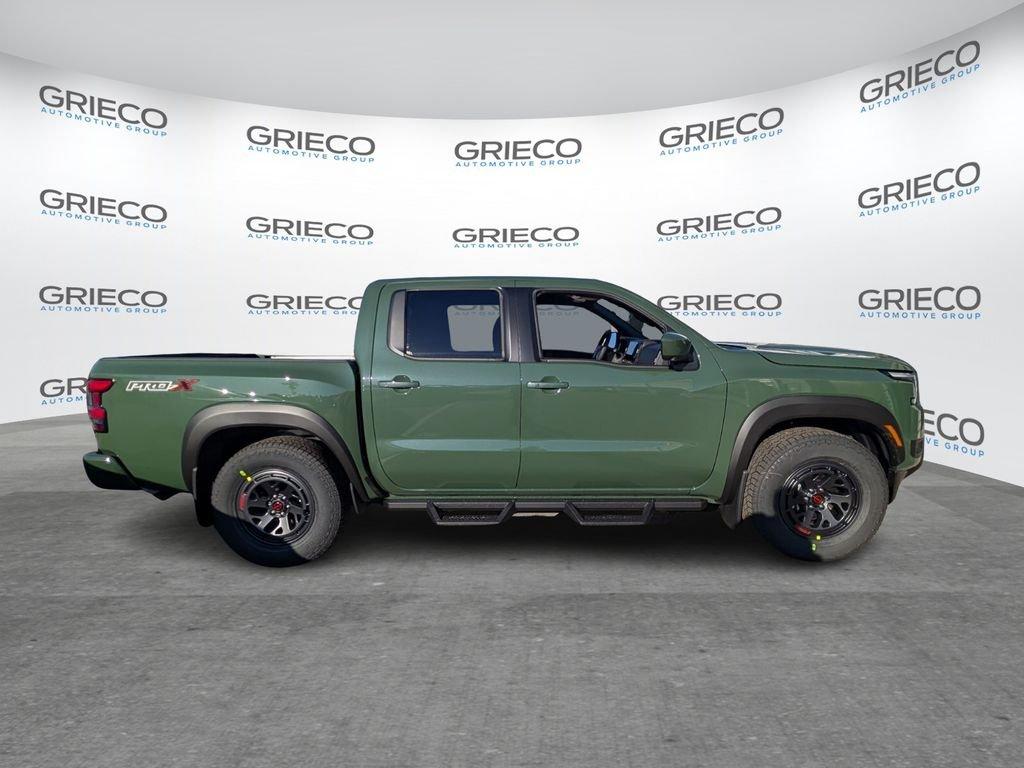 Nissan Frontier Crew Cab Pro-X® - Thumbnail 9