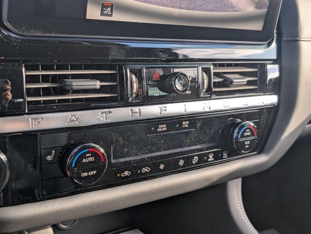 Nissan Pathfinder Sv - Thumbnail 16