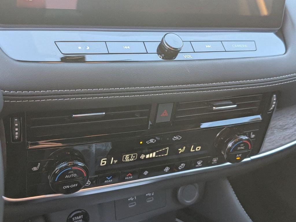 Nissan Rogue Platinum - Thumbnail 18