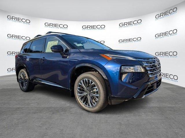 Nissan Rogue Platinum - View 1