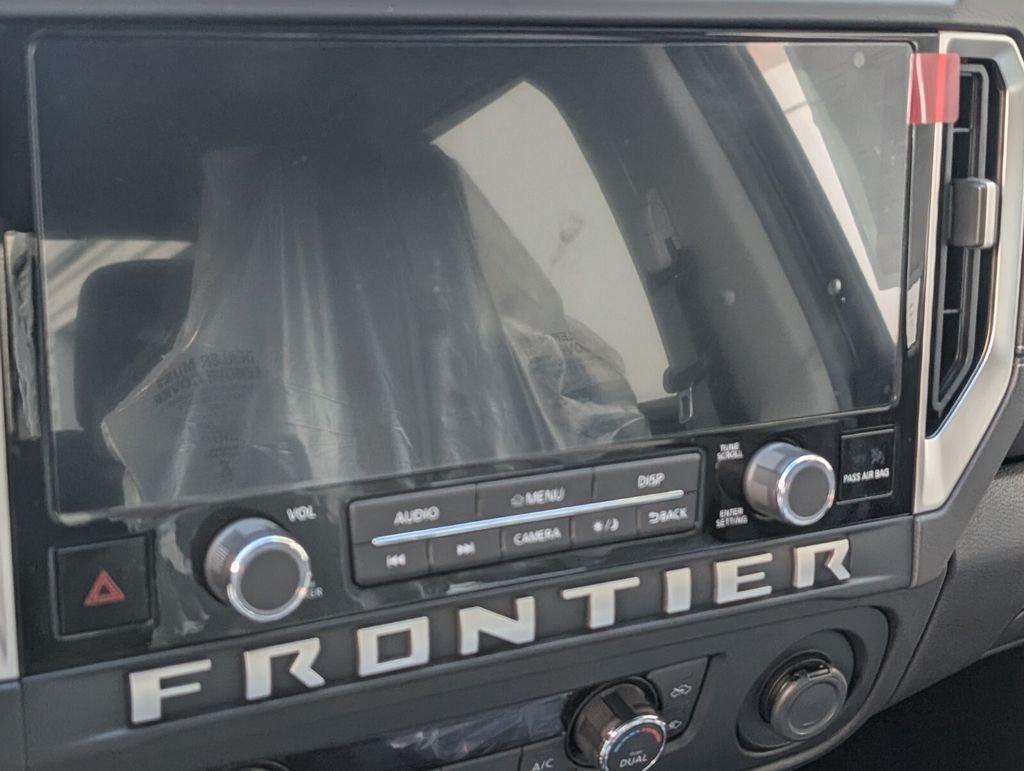 Nissan Frontier Crew Cab Sv - Thumbnail 7