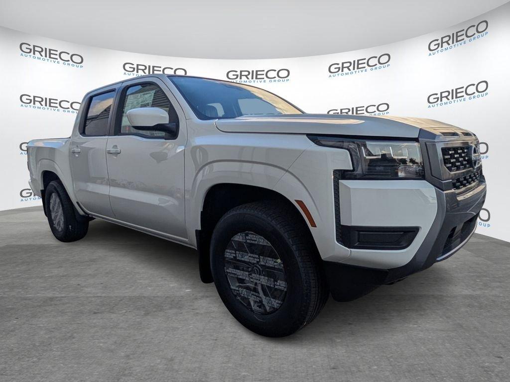 Nissan Frontier Crew Cab Sv - Thumbnail 2