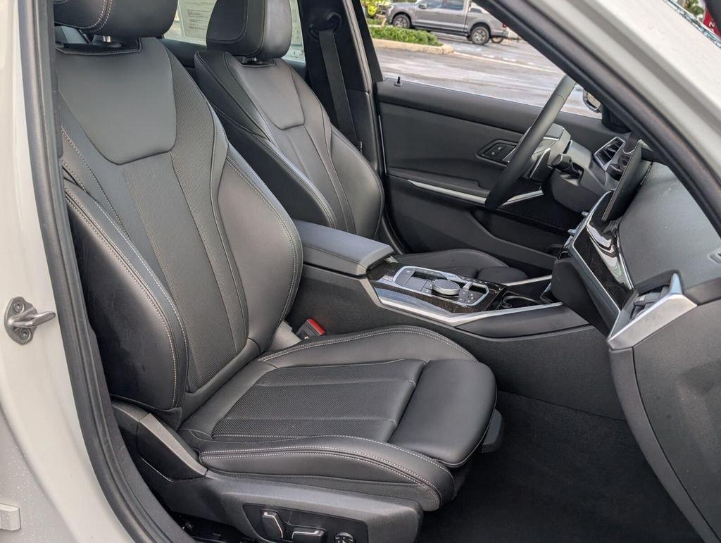 Bmw 3 Series 330I - Thumbnail 18