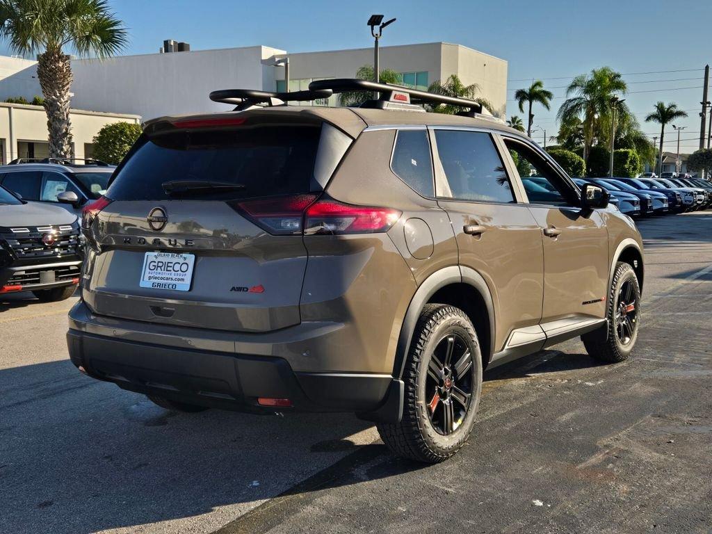 Nissan Rogue Rock Creek® - Thumbnail 8