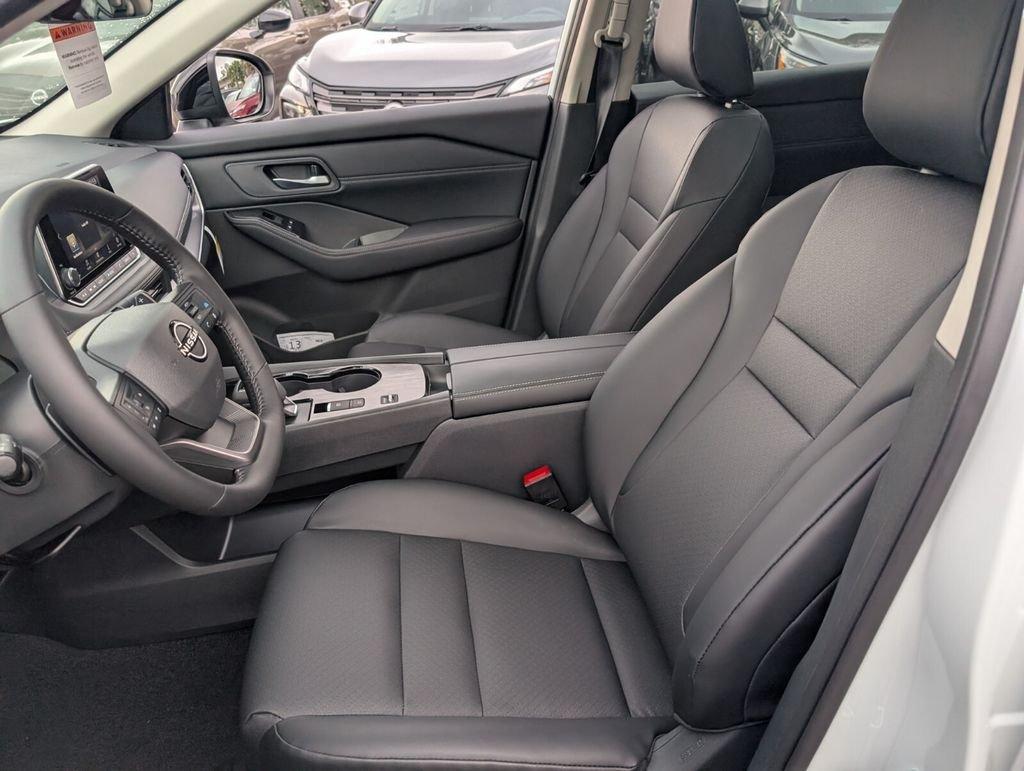 Nissan Rogue Dark Armor™ - Thumbnail 12