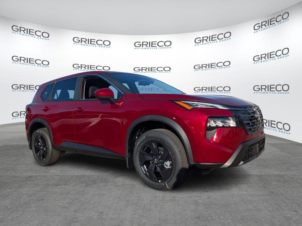 Nissan Rogue Sv - Thumbnail 2