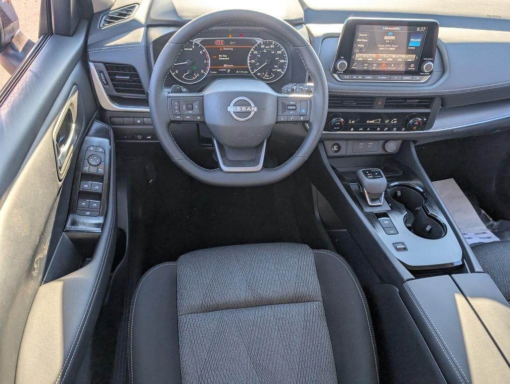 Nissan Rogue Sv - Thumbnail 14