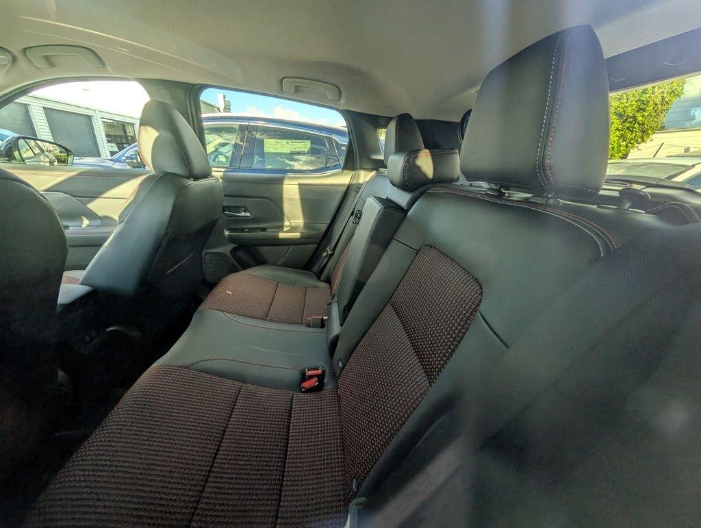 Nissan Kicks Sr - Thumbnail 8