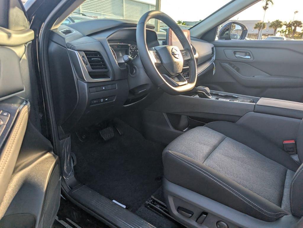 Nissan Rogue Sv - Thumbnail 12