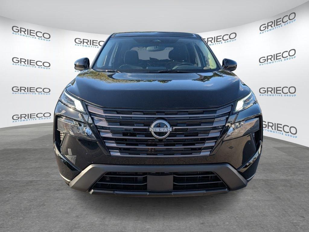 Nissan Rogue Sv - Thumbnail 3