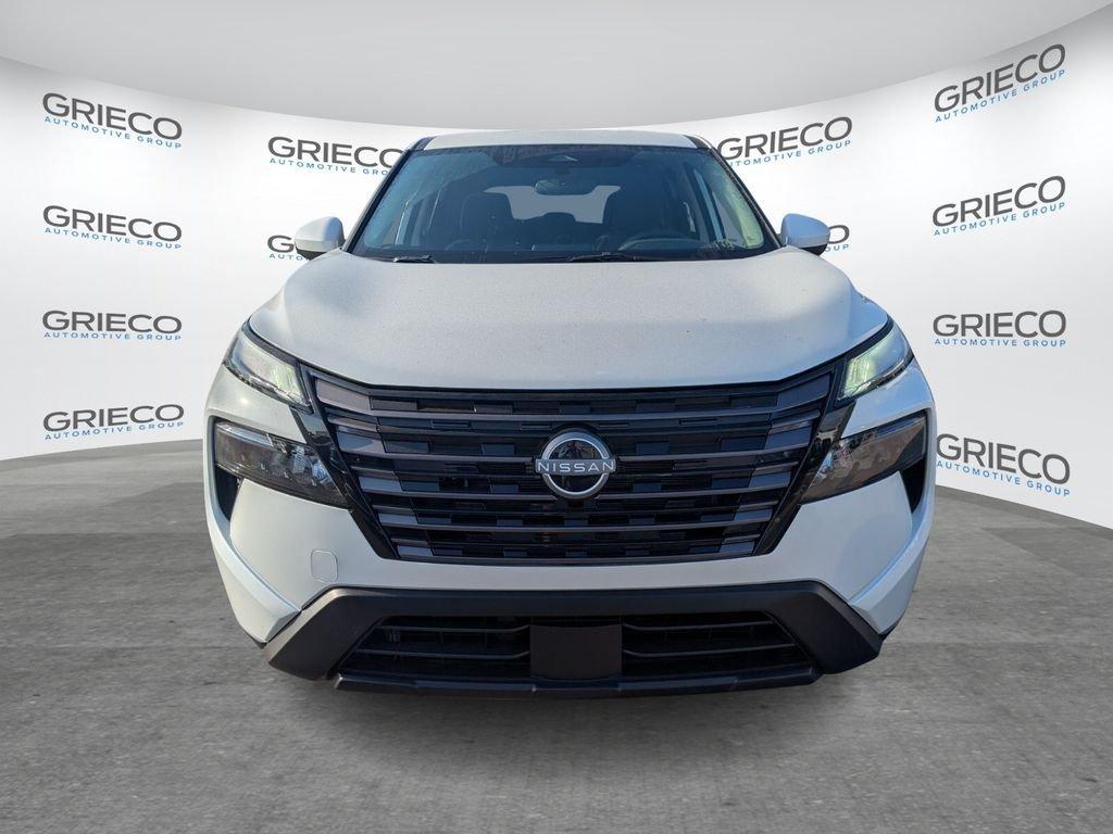 Nissan Rogue Sv - Thumbnail 3