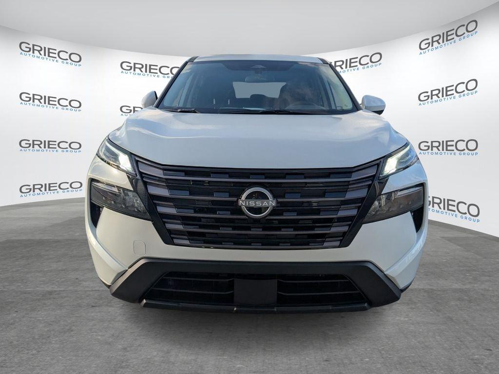 Nissan Rogue Sv - Thumbnail 3