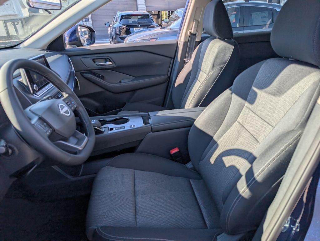 Nissan Rogue Sv - Thumbnail 11