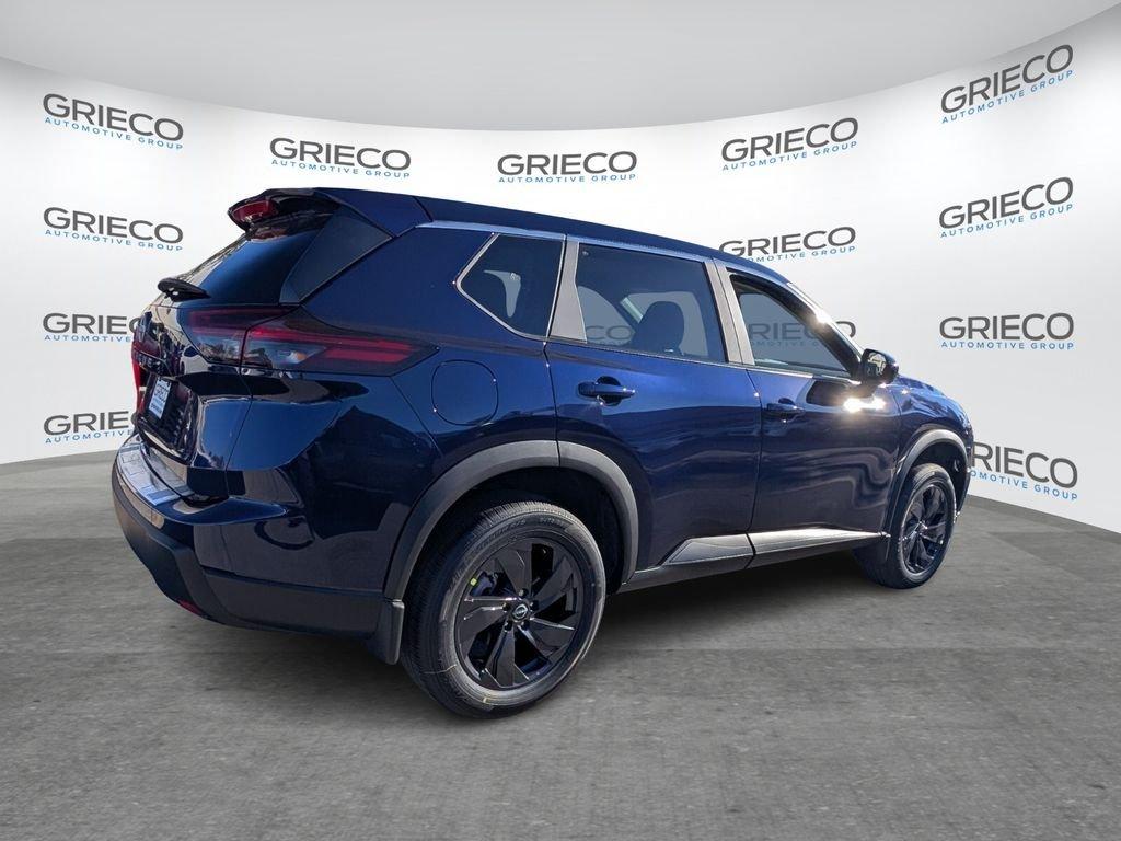 Nissan Rogue Sv - Thumbnail 8