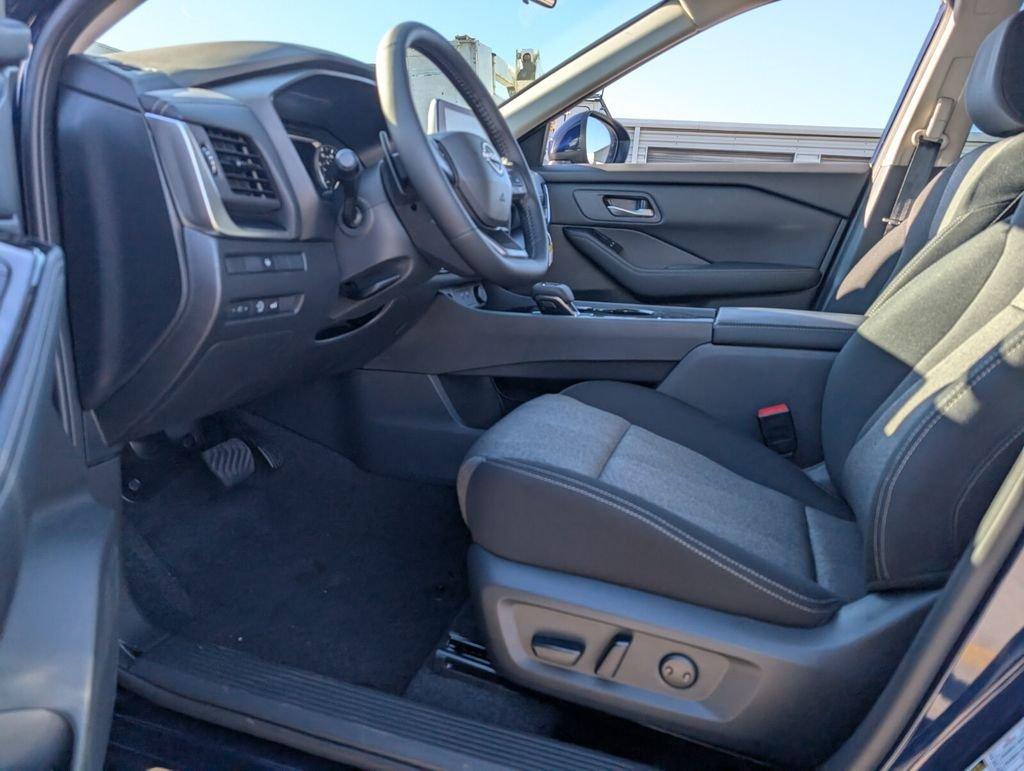 Nissan Rogue Sv - Thumbnail 12