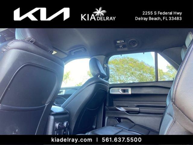Ford Explorer Limited - Thumbnail 17