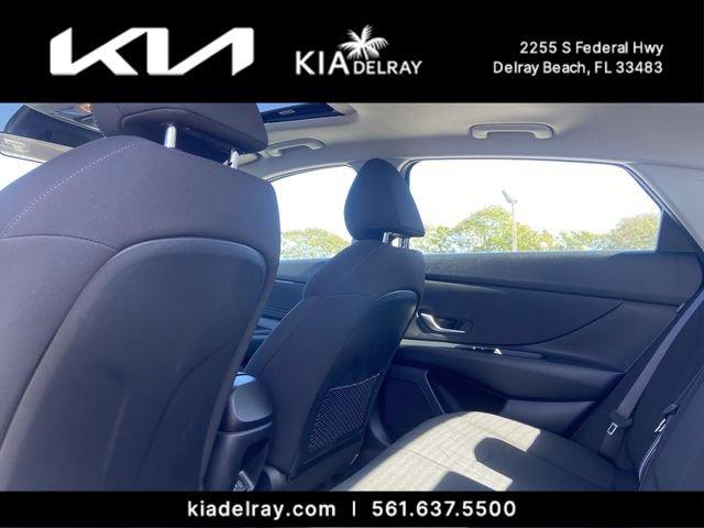 Hyundai Elantra Sel Convenience - Thumbnail 15