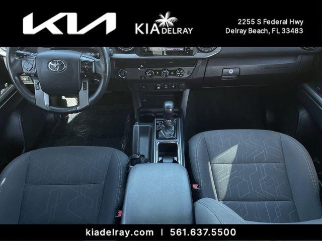 Toyota Tacoma - Thumbnail 11