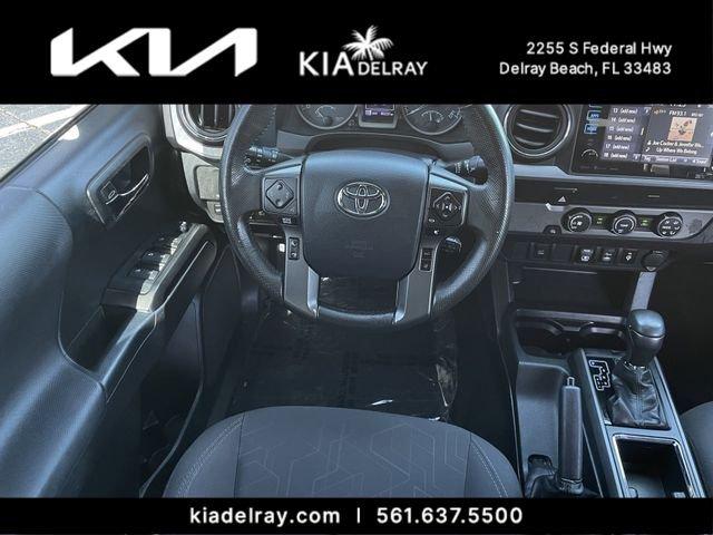 Toyota Tacoma - Thumbnail 12