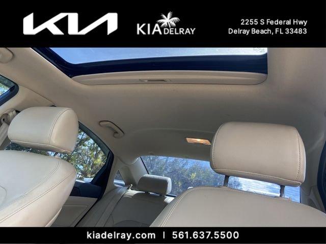 Hyundai Sonata Limited - Thumbnail 16