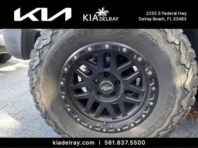 Jeep Wrangler Sport - Thumbnail 7