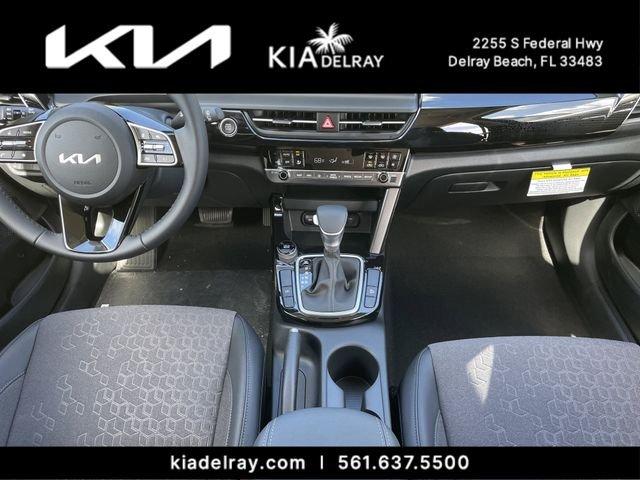 Kia Seltos S - Thumbnail 14