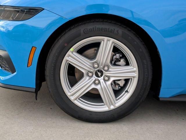 Ford Mustang Ecoboost® Fastback - Thumbnail 5