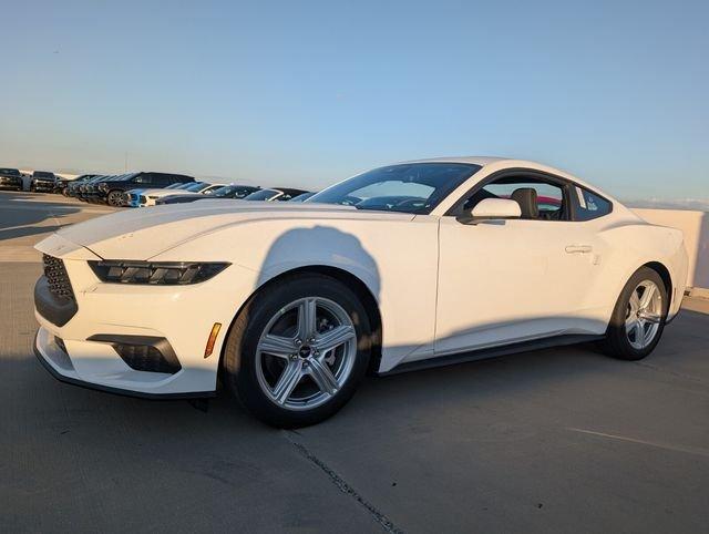 Ford Mustang Ecoboost® Fastback - Thumbnail 5