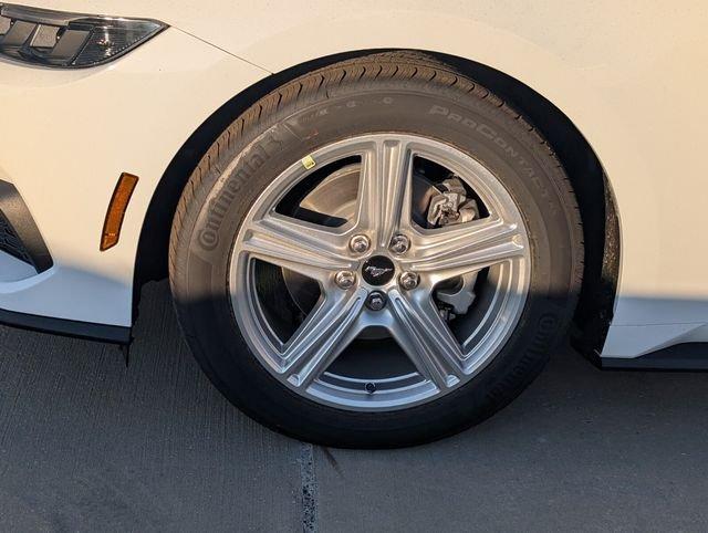 Ford Mustang Ecoboost® Fastback - Thumbnail 6