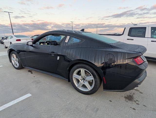 Ford Mustang Ecoboost® Premium Fastback - Thumbnail 9