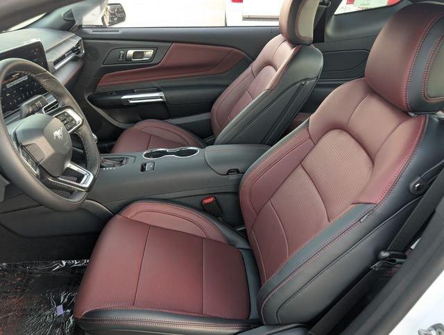 Ford Mustang Ecoboost® Premium Fastback - Thumbnail 6