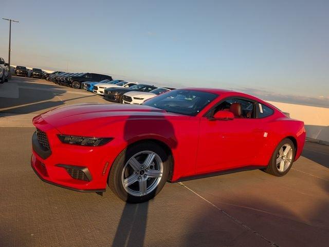 Ford Mustang Ecoboost® Premium Fastback - Thumbnail 5