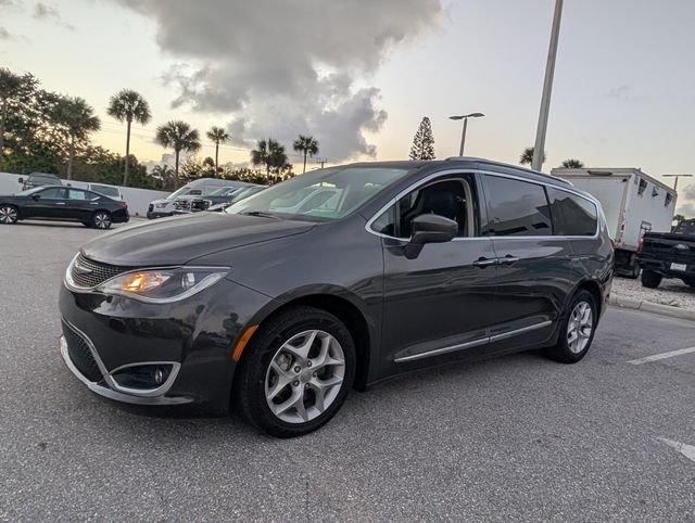 Chrysler Pacifica Touring L Plus - Thumbnail 4