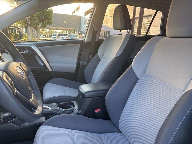 Toyota Rav4 Xle - Thumbnail 7