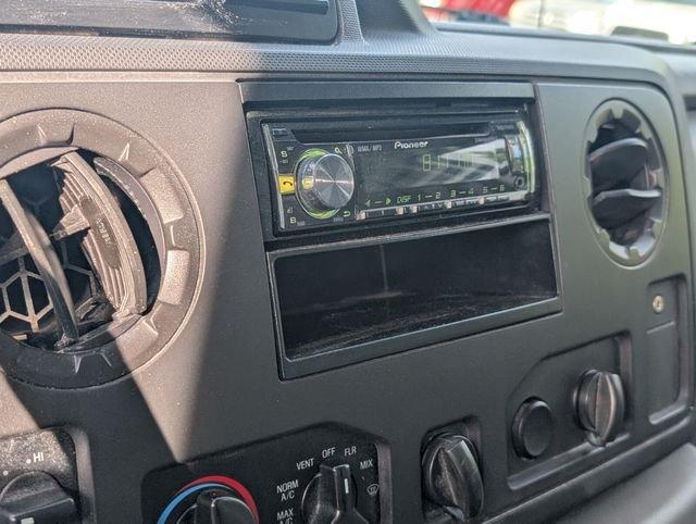 Ford Econoline 350 Cutaway Base - Thumbnail 14