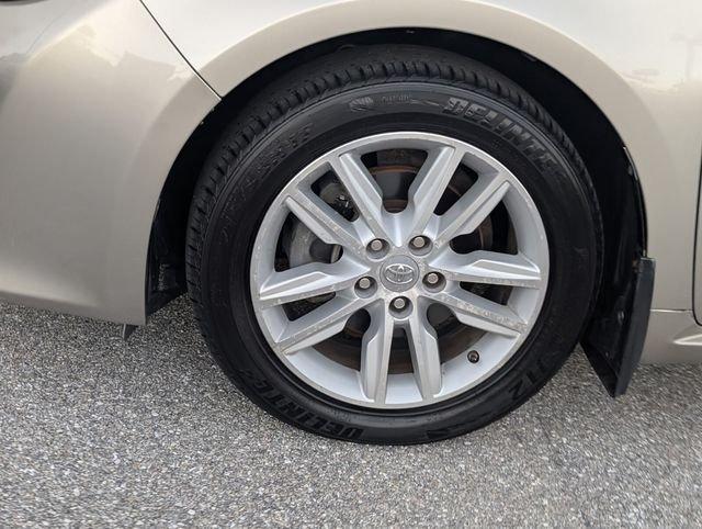 Toyota Avalon Xle Premium - Thumbnail 5