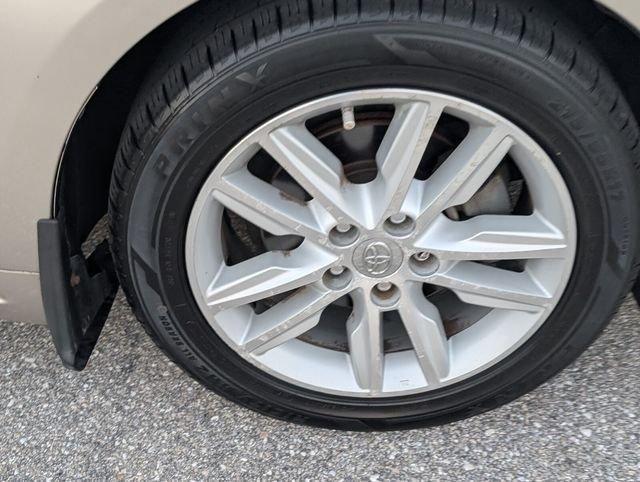 Toyota Avalon Xle Premium - Thumbnail 15