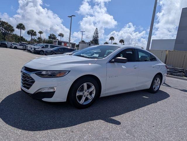 Chevrolet Malibu Ls - Thumbnail 4