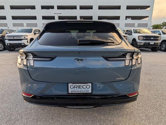 Ford Mustang Mach-E Premium - Thumbnail 12