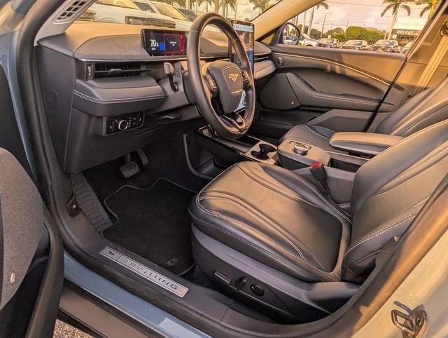 Ford Mustang Mach-E Premium - Thumbnail 8