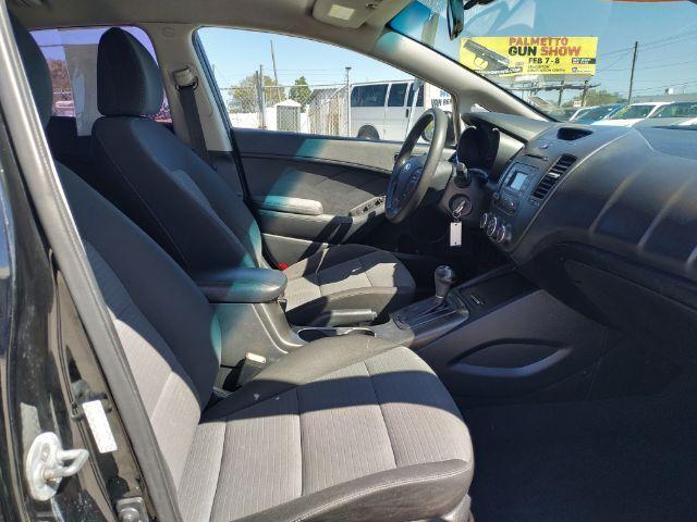 Kia Forte - Thumbnail 12