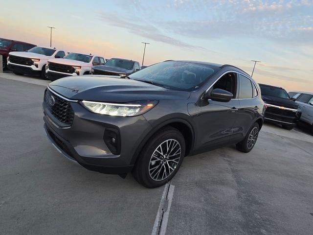 Ford Escape Plug-In Hybrid Base - Thumbnail 5