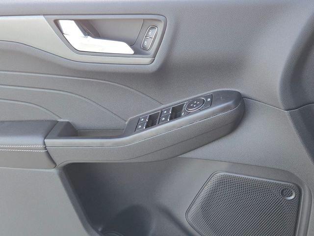 Ford Escape Plug-In Hybrid Base - Thumbnail 16