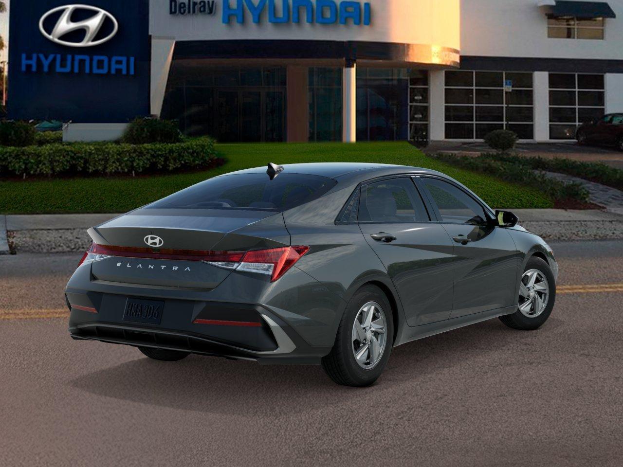 Hyundai Elantra Se - Thumbnail 5