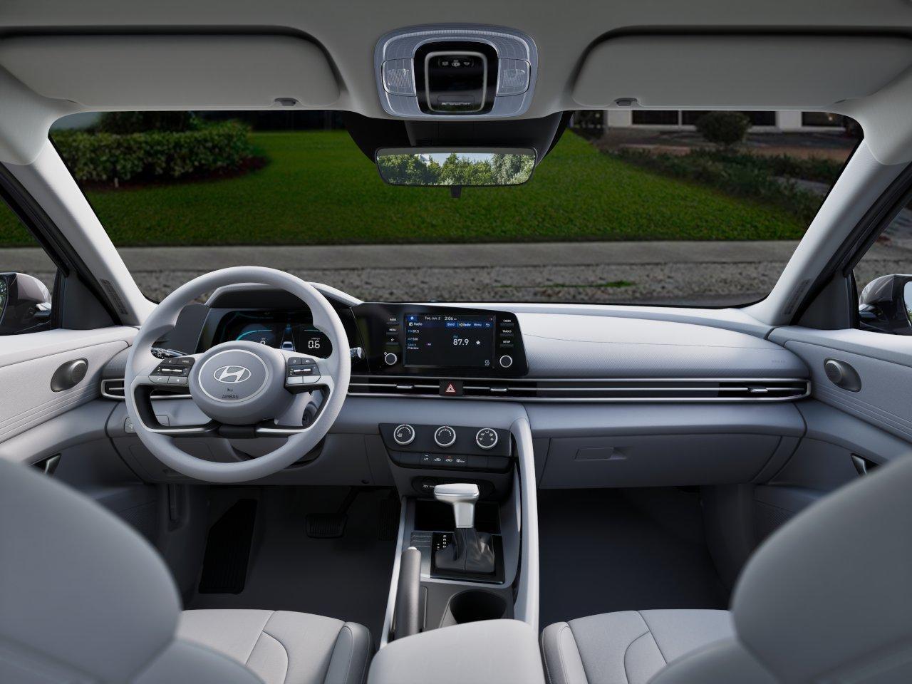 Hyundai Elantra Se - Thumbnail 12